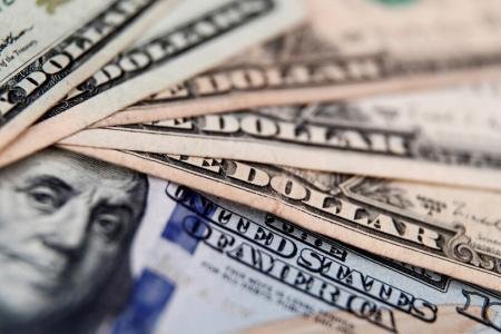 El dólar blue cierra la semana con una fuerte baja
