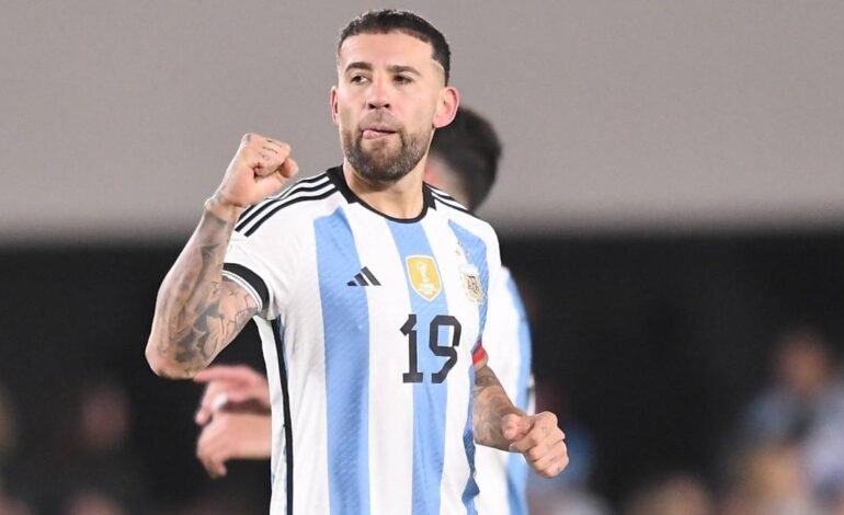 Con un golazo de Otamendi, Argentina le ganó a Paraguay y sigue en la cima