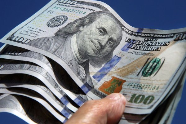 Dólar blue récord: escaló más de 150 pesos en tres días