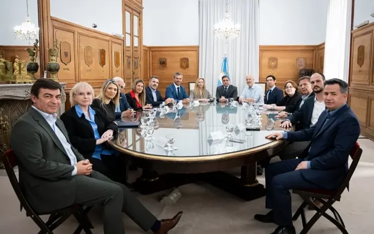 Con Karina Milei a la cabeza, diputados del Pro y aliados se reúnen en Casa Rosada con funcionarios