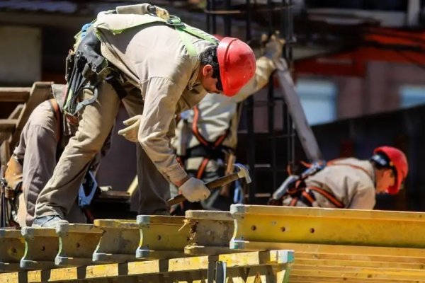 Empleados de la construcción acordaron aumento salarial