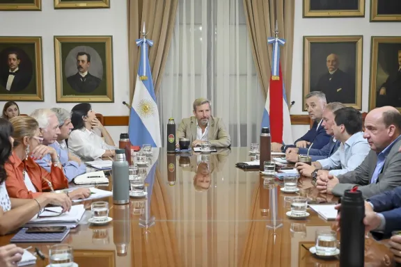 Frigerio encabezó una nueva reunión de gabinete