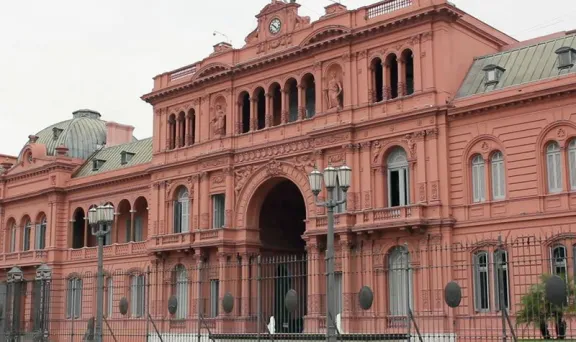 El Gobierno nacional lanzó una megaencuesta para tantear el terreno: ¿los argentinos soportarían un régimen autoritario?