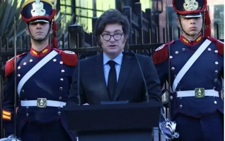 Un grupo de excombatientes de Malvinas presentó un pedido de juicio político contra Milei