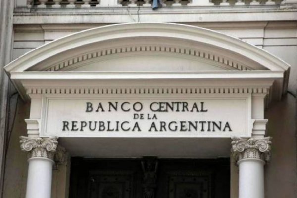 El Gobierno alista nuevas medidas para la “dolarización endógena”
