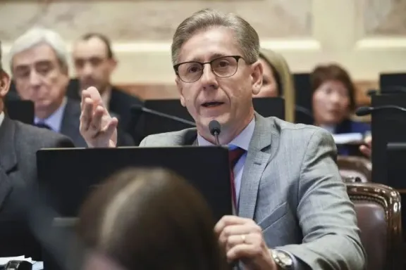 Caso $LIBRA: Senador cambió de opinión y dijo que “si hay motivo, se tendrá que avanzar con un juicio político”
