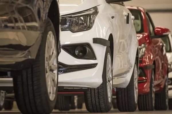 Apertura de importaciones no cesa: Gobierno libera compra de vehículos en el exterior